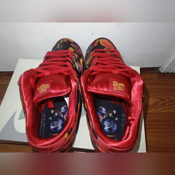 Nike SB Dunk Low x The Wizard of Oz Poppy Field size 11 M, Ebay Authenticated - Picture 6 of 16